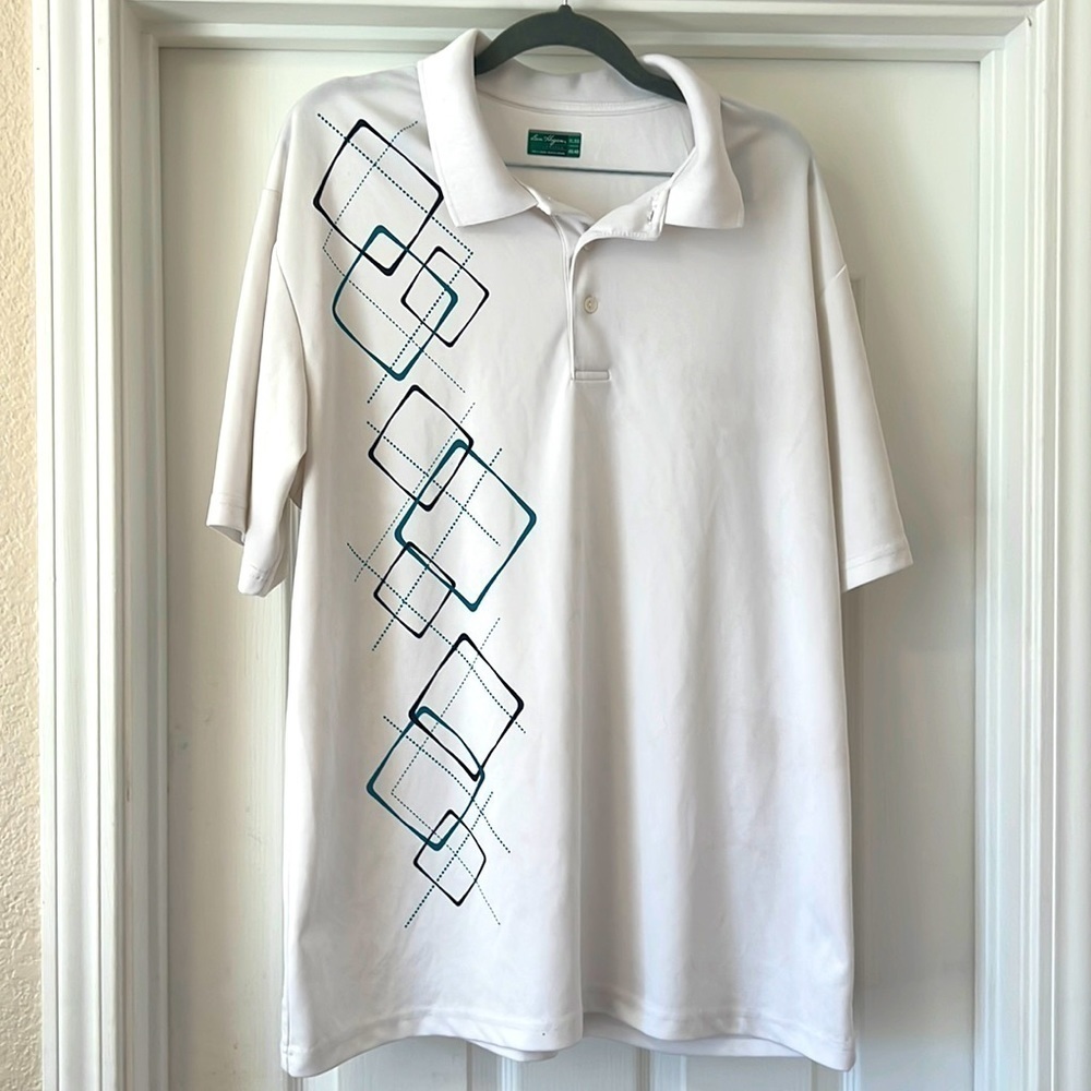 BEN HOGAN GOLF POLO, MENS Sz: XL. WHITE WITH DARK GREEN DIAMOND PATTERN